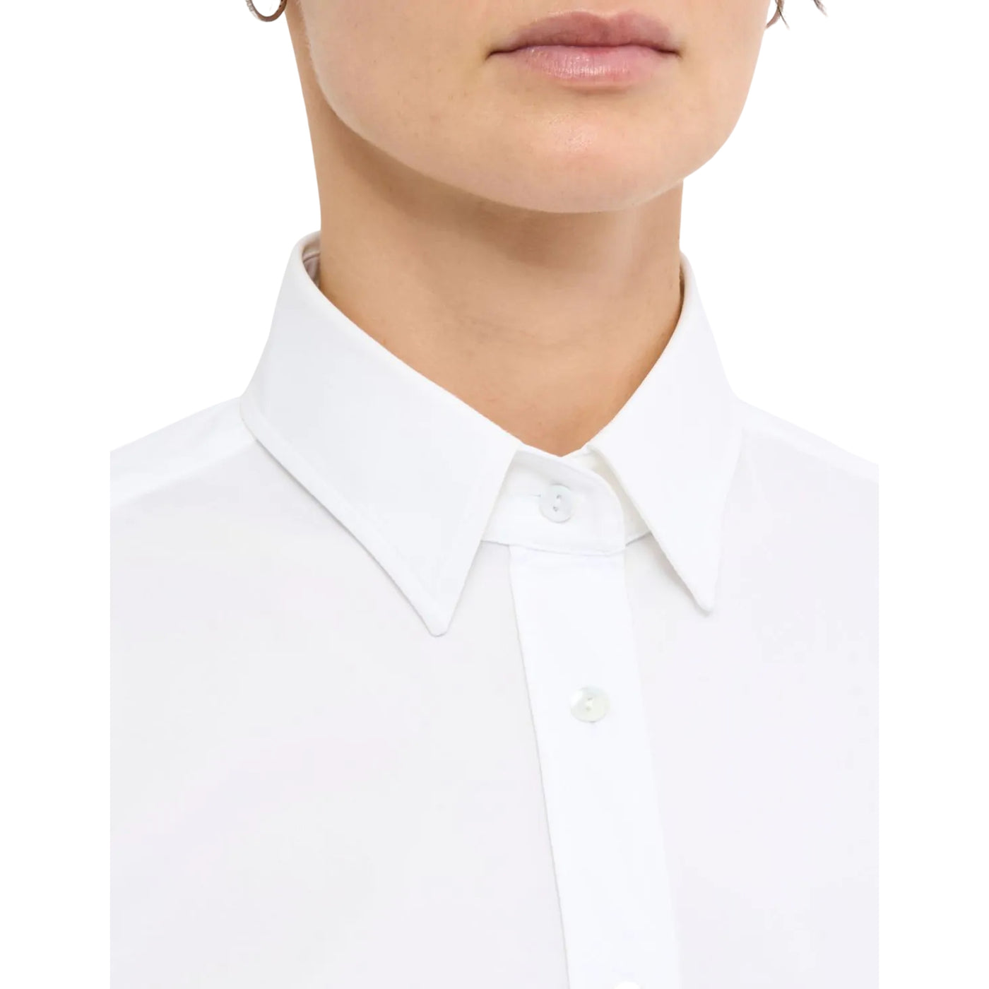 Camicia Donna con colletto a punta e vestibilità slim