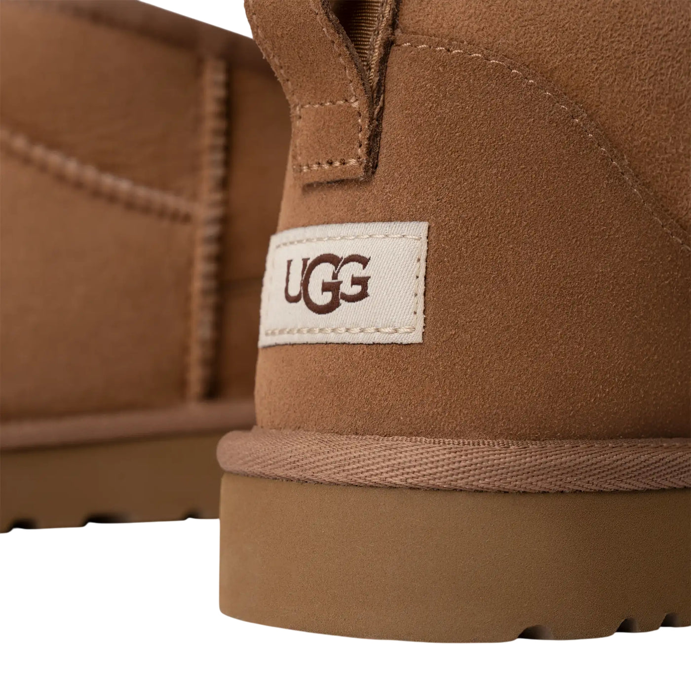 Stivaletto Uomo Classic ultra mini Marrone dettaglio logo retro