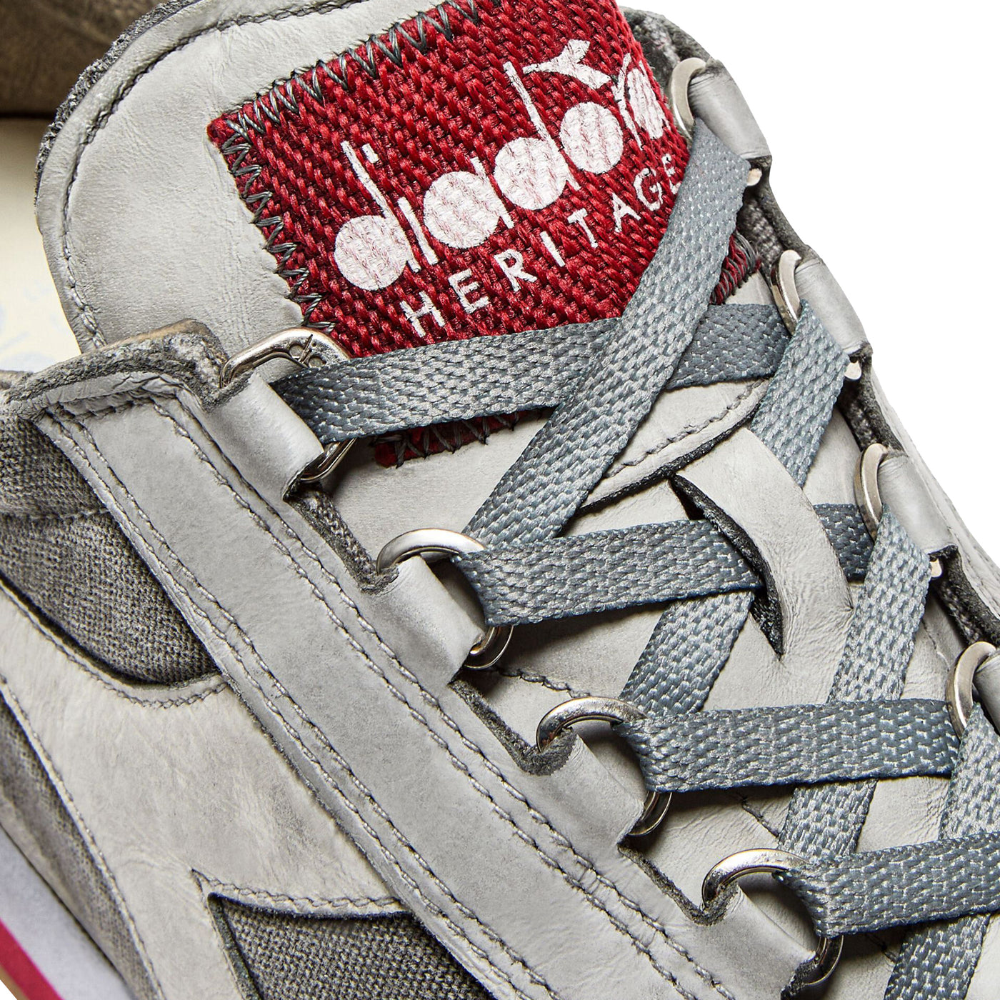 Sneakers Uomo Equipe Dirty Grigio dettaglio lacci