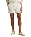 Shorts Donna con ampie tasche modella frontale