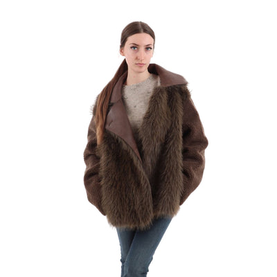 Pelliccia Donna corta, con revers e chiusura monopetto