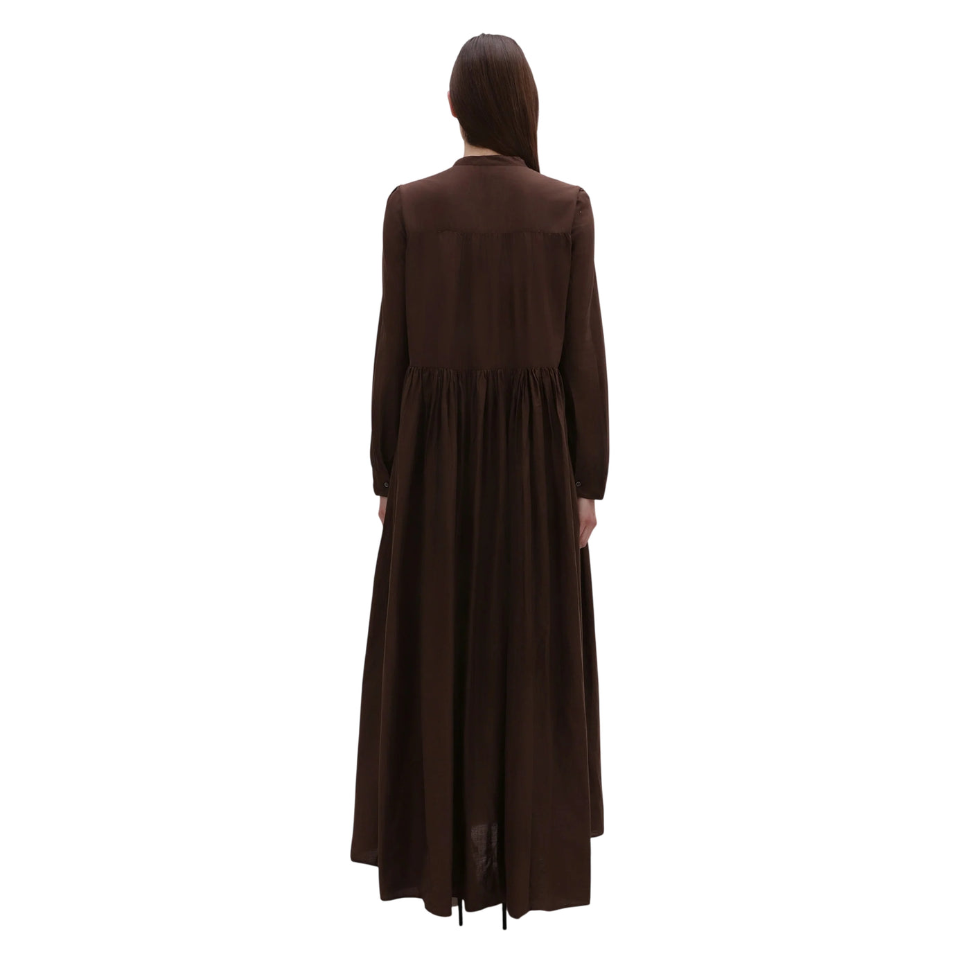 Abito lungo da donna in mussola di cotone marrone modella retro