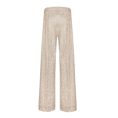 Acquista subito il Completo Donna, con giacca a doppio petto e collo a lancia e pantaloni a palazzo, firmato D.Exterior su Old England: vieni a scoprire tutta la collezione sul nostro sito. 
