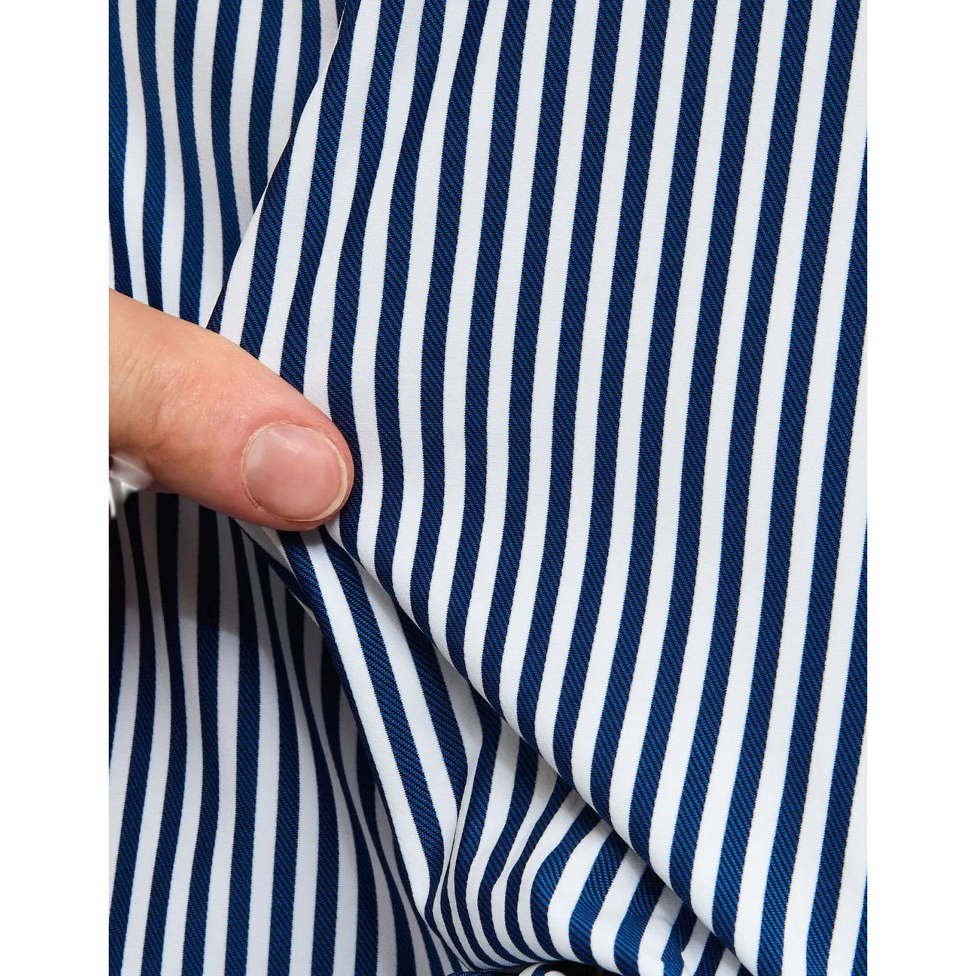 Camicia Uomo Blu a righe verticali con polsini arrotondati