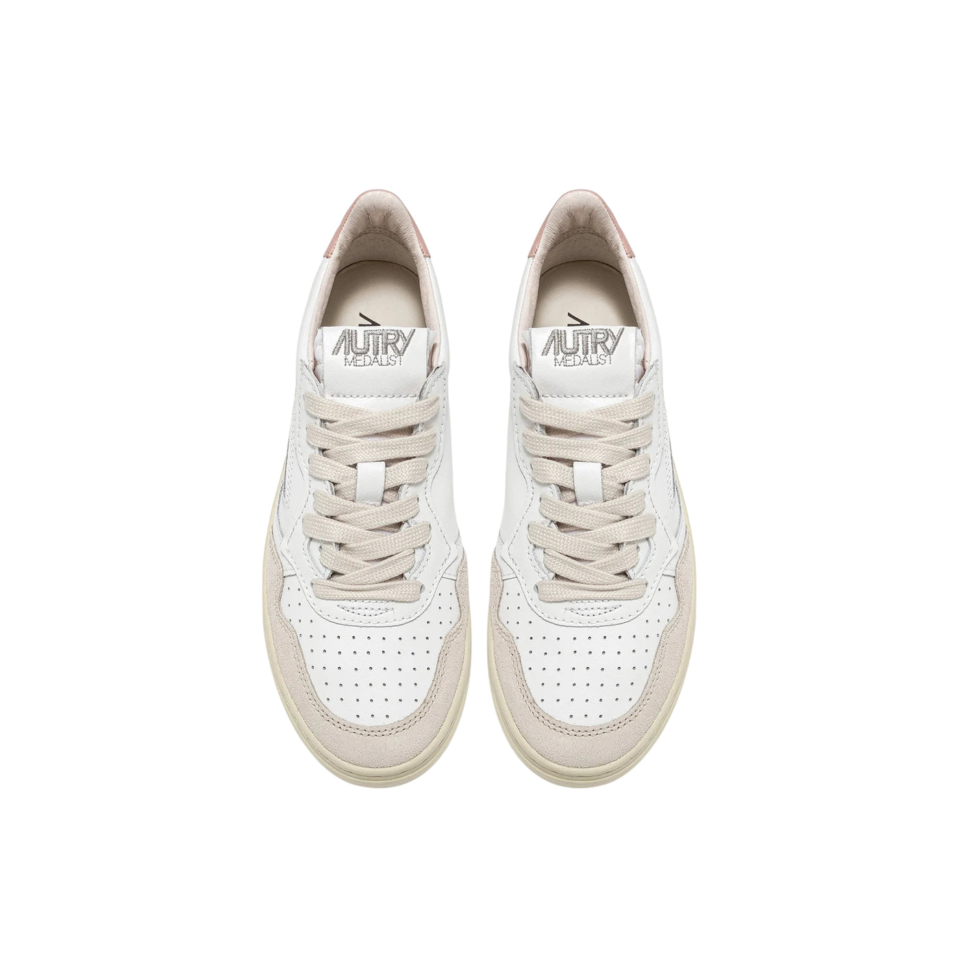 Acquista subito le Sneakers Donna, realizzate in pelle bianca morbida con rinforzi in suede beige e dettagli in pelle rosa sul tallone, firmate Autry su Old England: vieni a scoprire tutta la collezione sul nostro sito