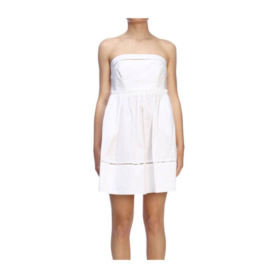 Women's white strapless dress