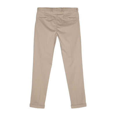 Men's trousers with slant pockets