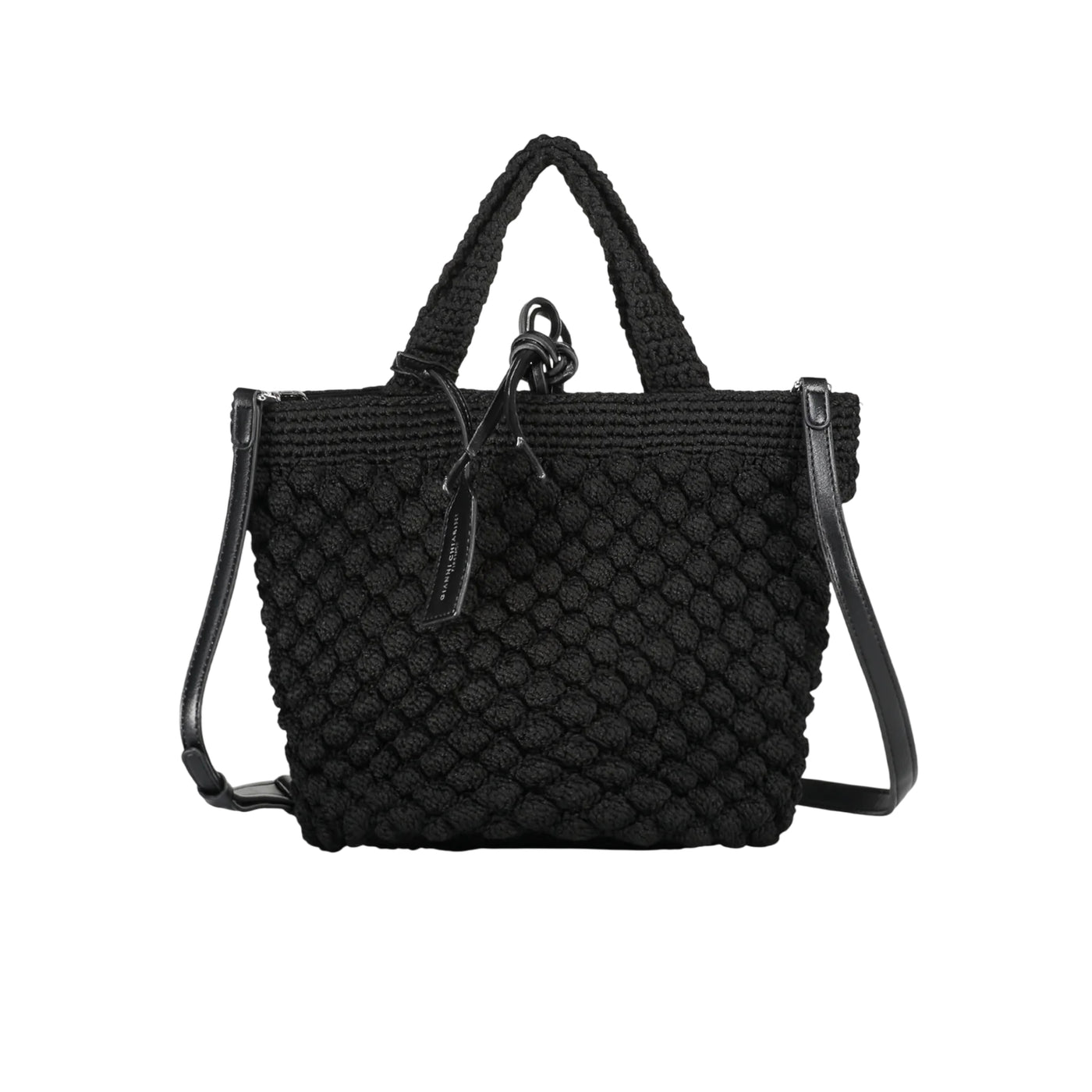 Acquista subito la Borsa a mano, con doppi manici, tracolla rimovibile e chiusura con lacci di cuoio, firmata Gianni Chiarini su Old England: vieni a scoprire tutta la collezione sul nostro sito.