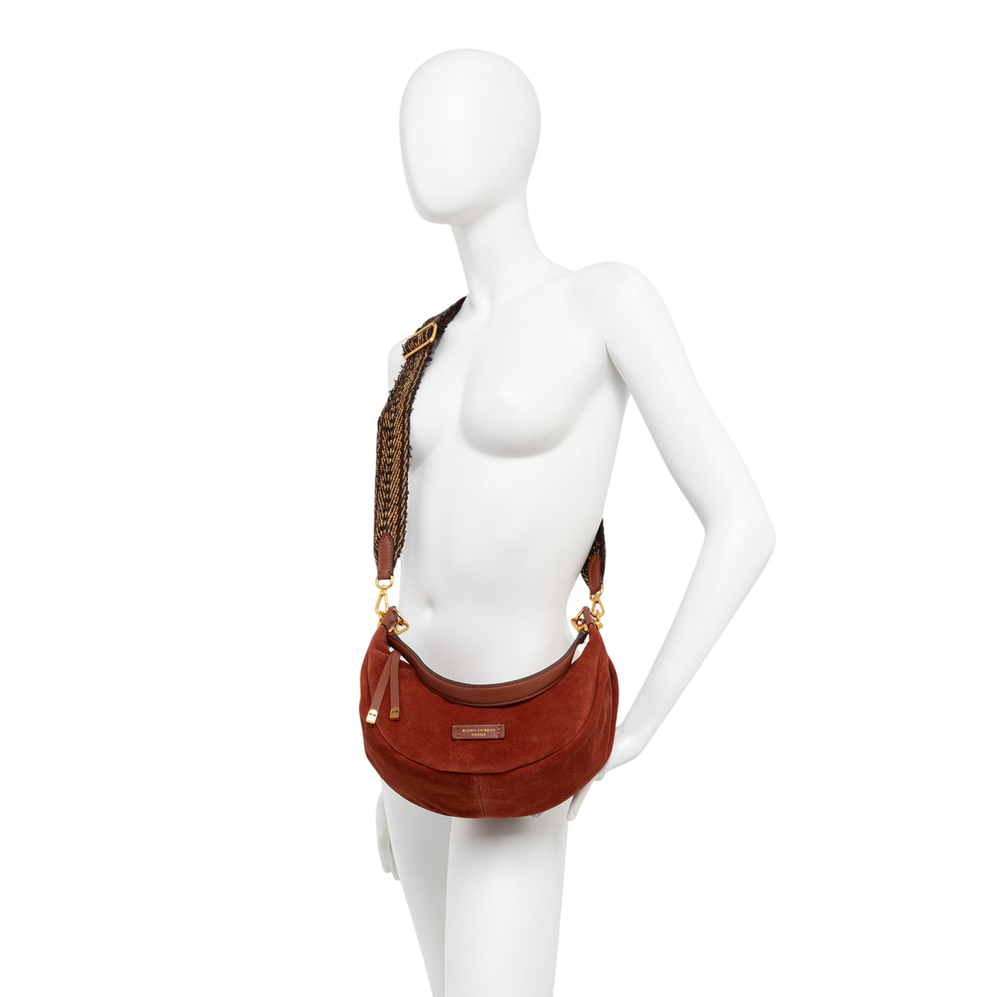 Borsa a spalla Donna a sacca scamosciata Rosso indossata a tracolla da modella
