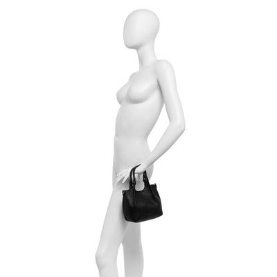 Borsa a mano Donna DUA in pelle nero su modella