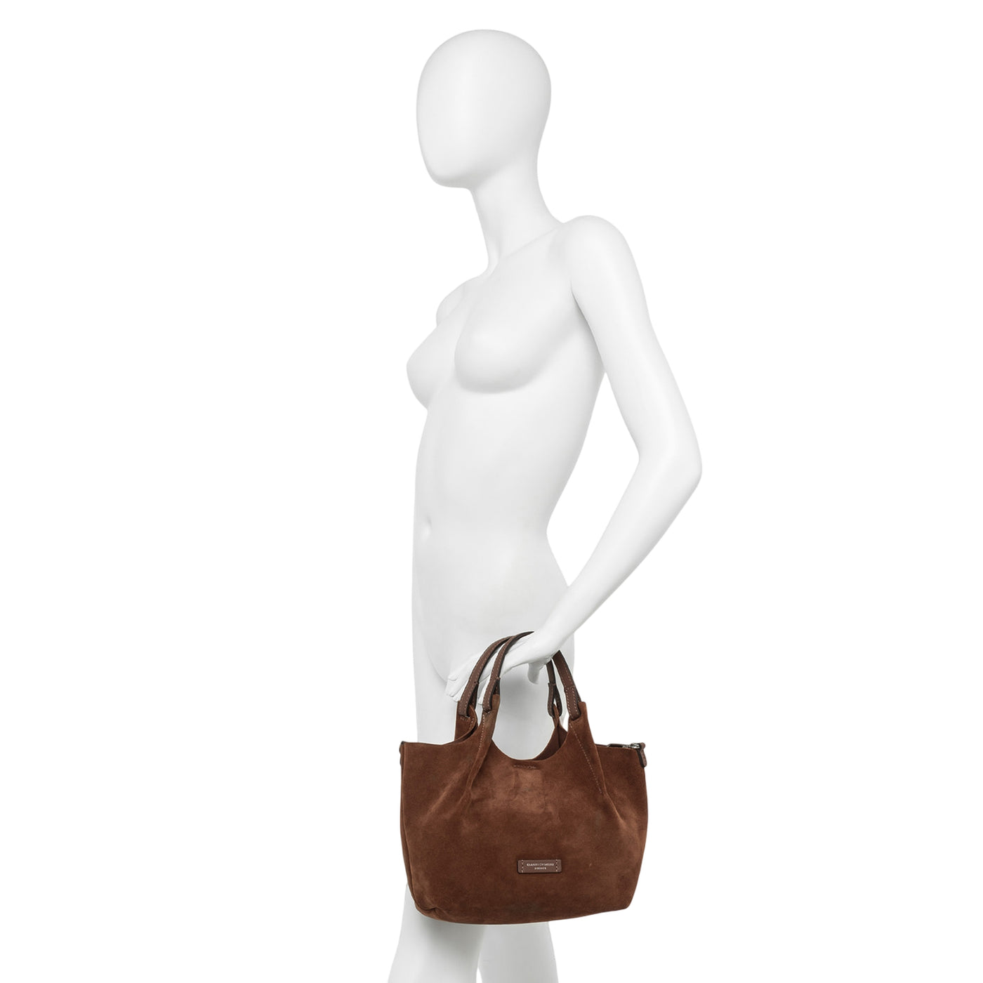 Borsa a mano Donna DUA in pelle scamosciata marrone indossata a mano da modella