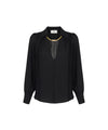 Acquista subito, la Camicia donna, in viscosa, scollo a V e collana tubolare in oro con logo, firmata Elisabetta Franchi su Old England: vieni a scoprire tutta la collezione sul nostro sito