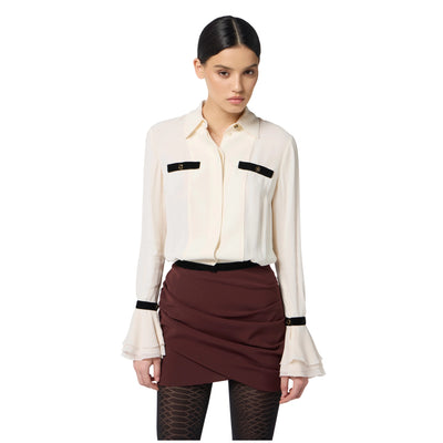 Camicia Donna in georgette con bottoni gioiello modella frontale