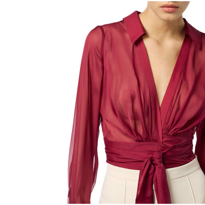 Acquista subito la Camicia Donna, in pura seta, polsi con gemelli e colletto e scollo a V incrociato firmata Elisabetta Franchi su Old England: vieni a scoprire tutta la collezione sul nostro sito