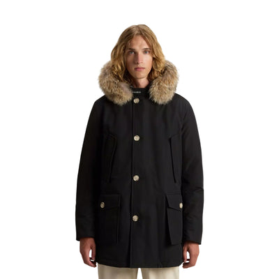 Parka Uomo Arctic Nero con pelliccia rimovibile modello frontale
