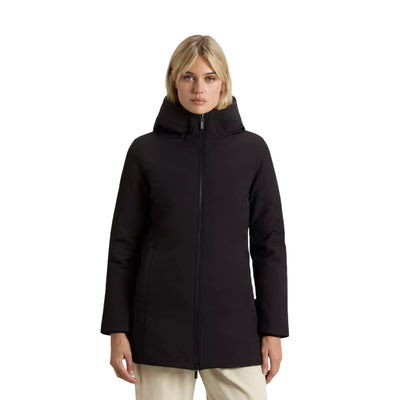 Firth Parka Donna in Tech Softshell Nero modella frontale
