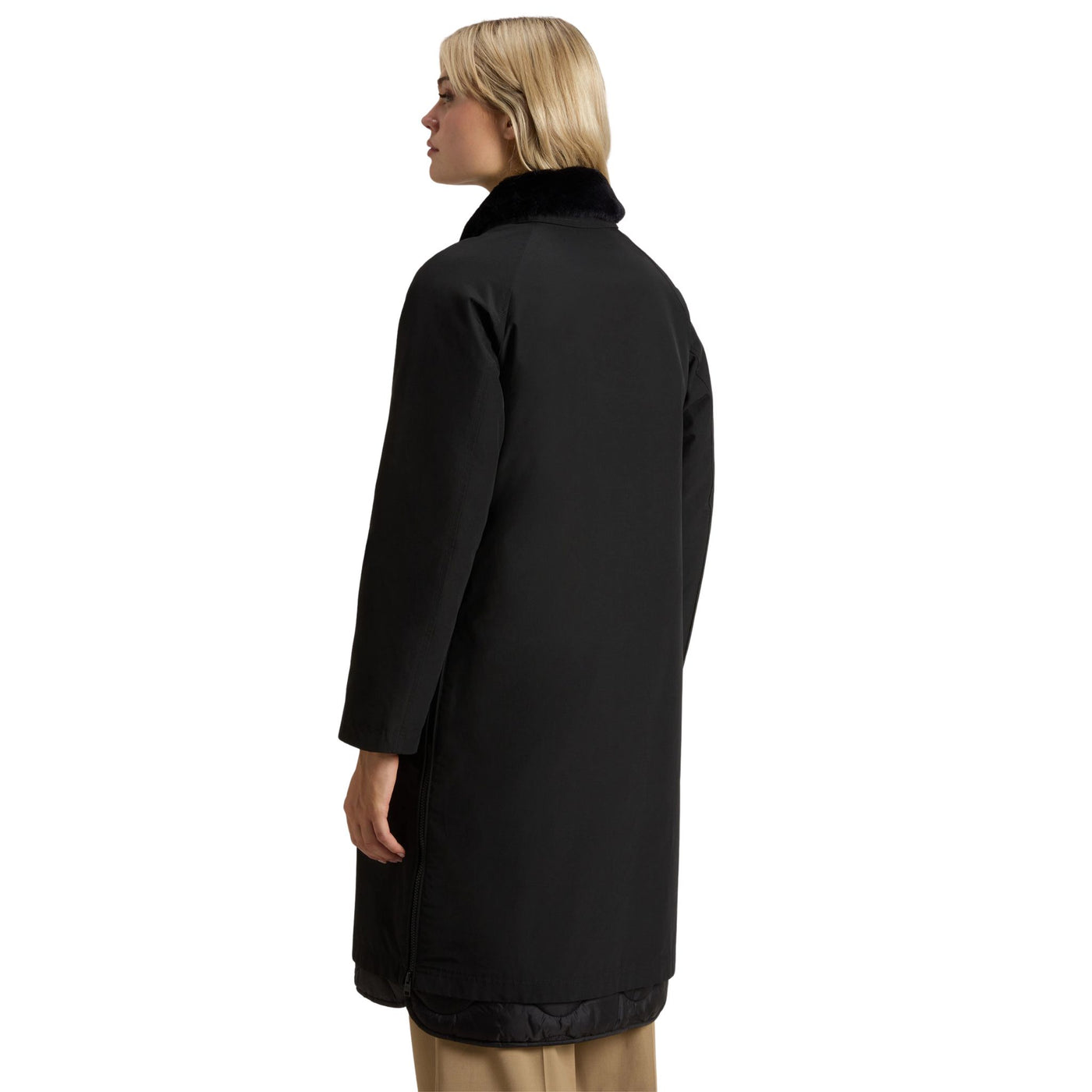 Cappotto Donna 3 in 1 in Ramar Cloth Nero modella retro