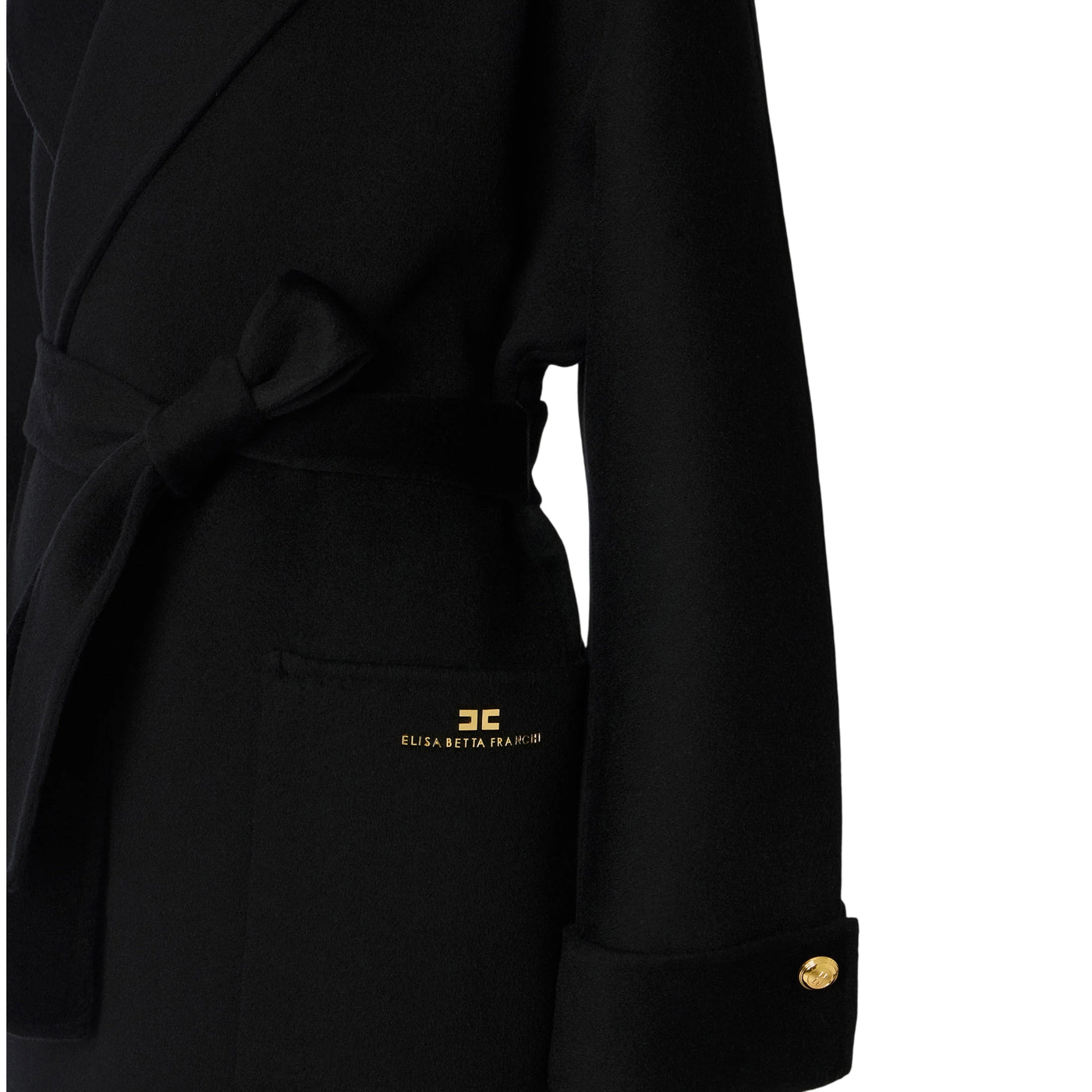 Cappotto Donna in lana nera con cintura deettaglio