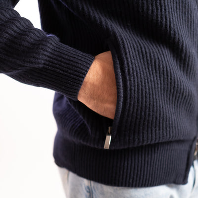 Cardigan Uomo a coste con zip navy dettaglio tasca