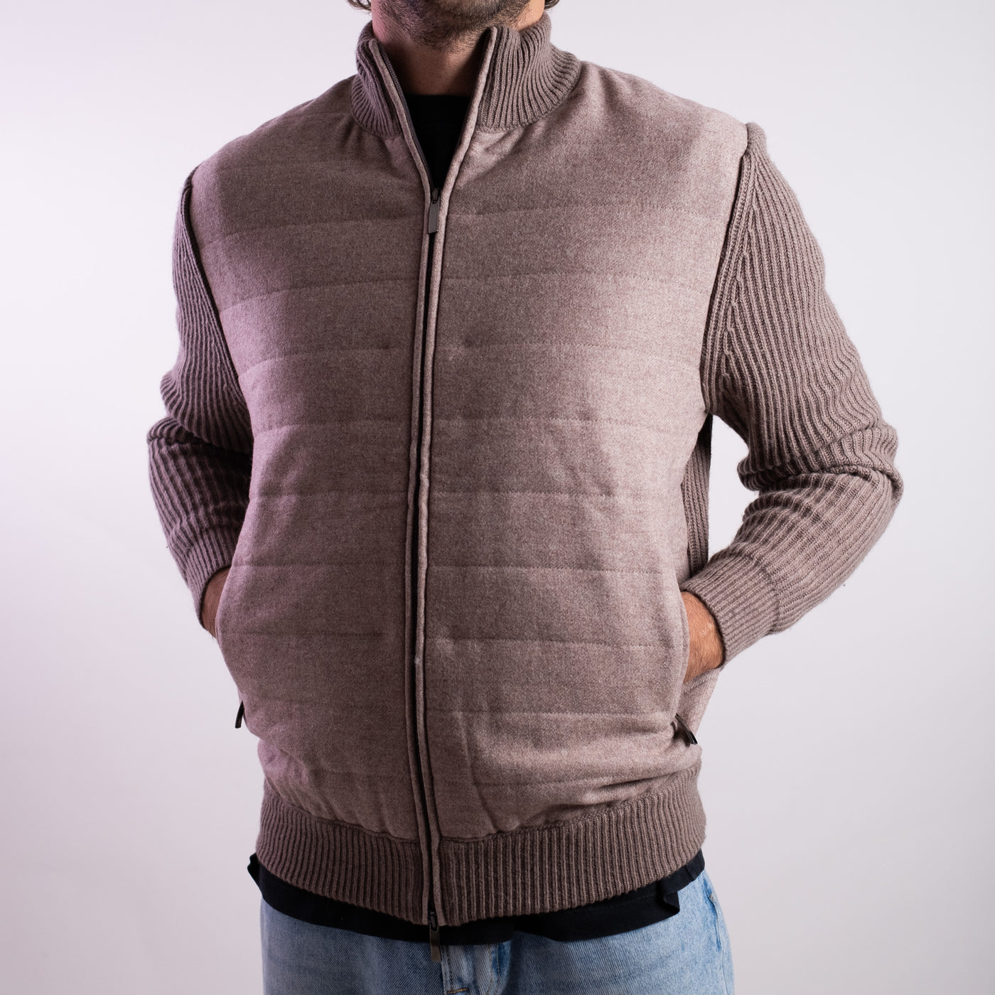 Cardigan Uomo imbottito davanti con zip marrone