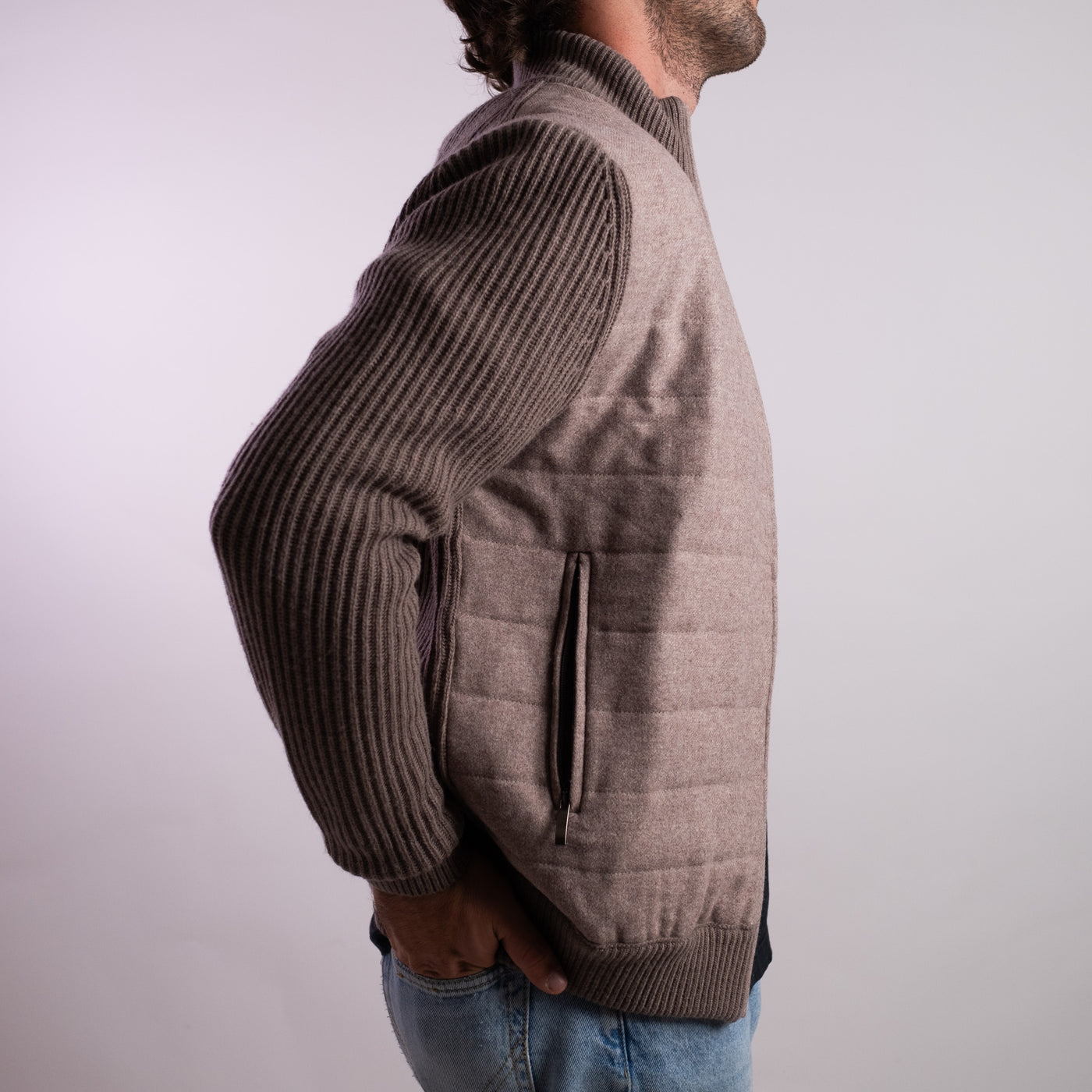 Cardigan Uomo imbottito davanti con zip marrone laterale