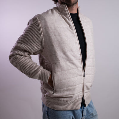 Cardigan Uomo imbottito davanti con zip beige