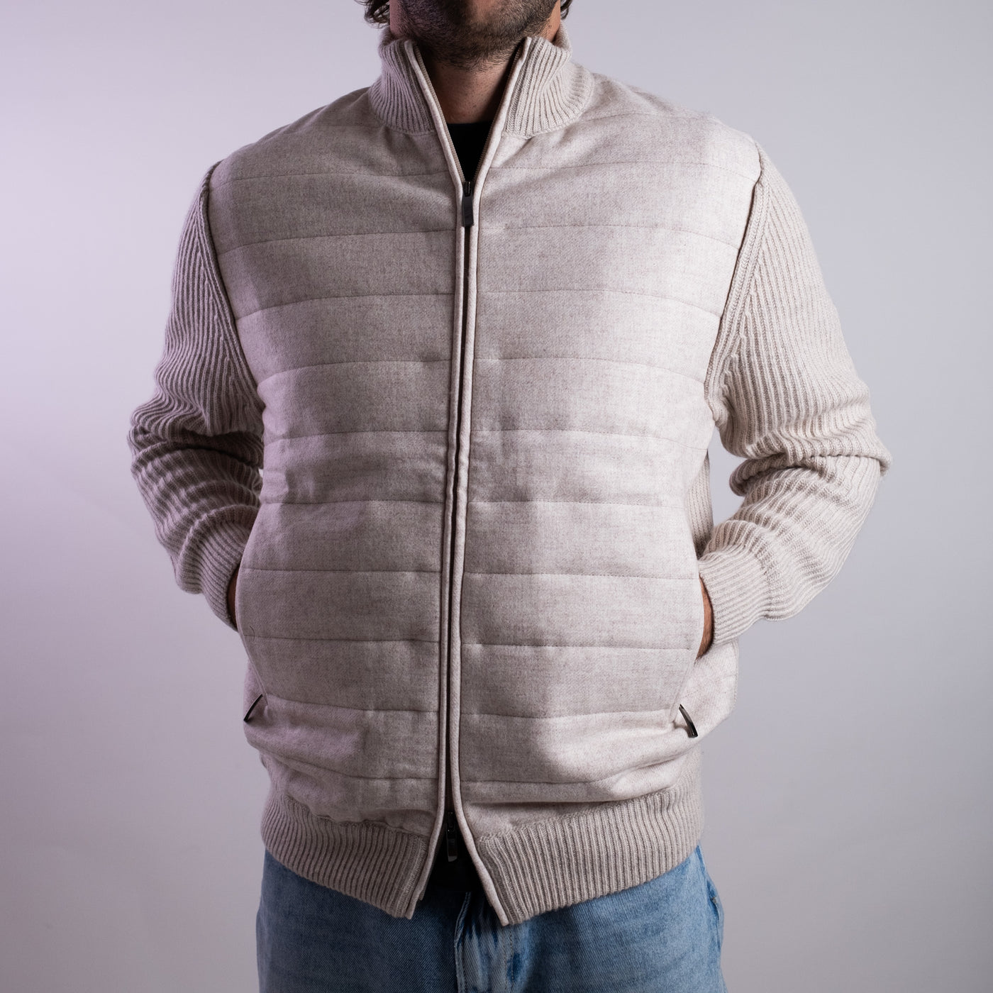 Cardigan Uomo imbottito davanti con zip beige