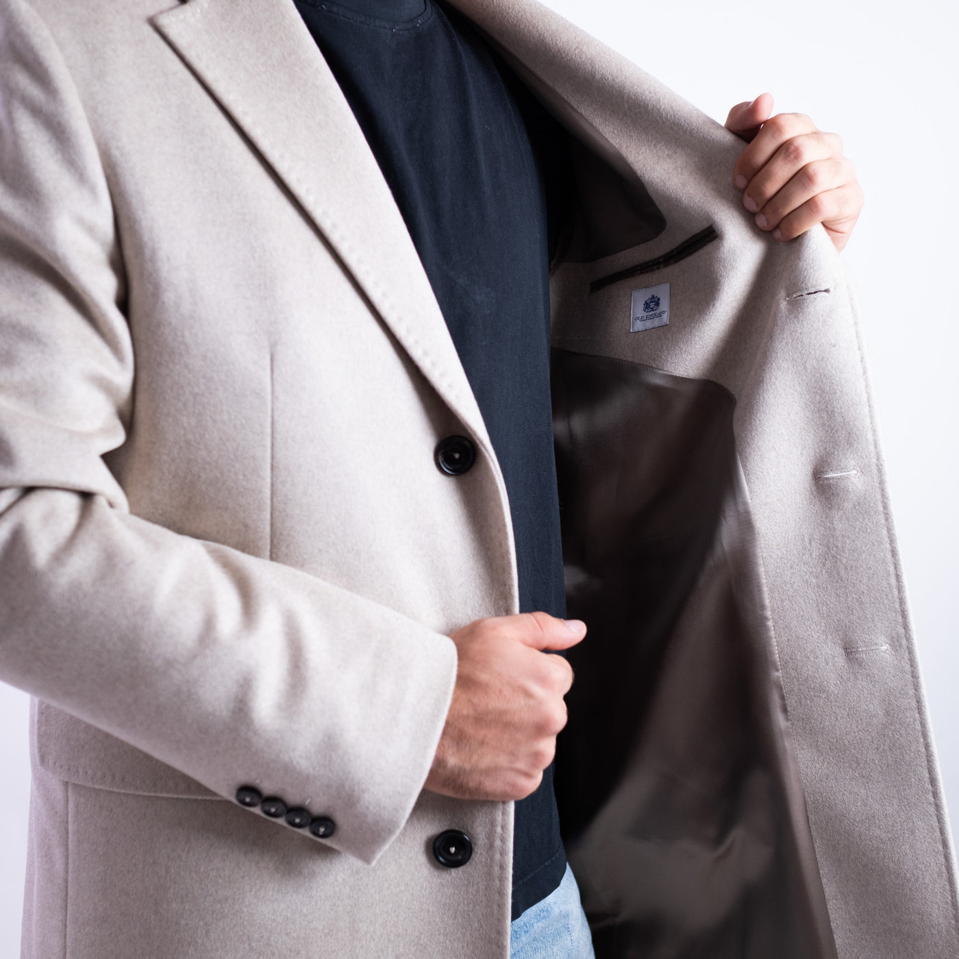 Cappotto Uomo in puro cashmere beige dettaglio