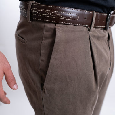 Pantalone Tiberio Uomo con piega marrone dettaglio