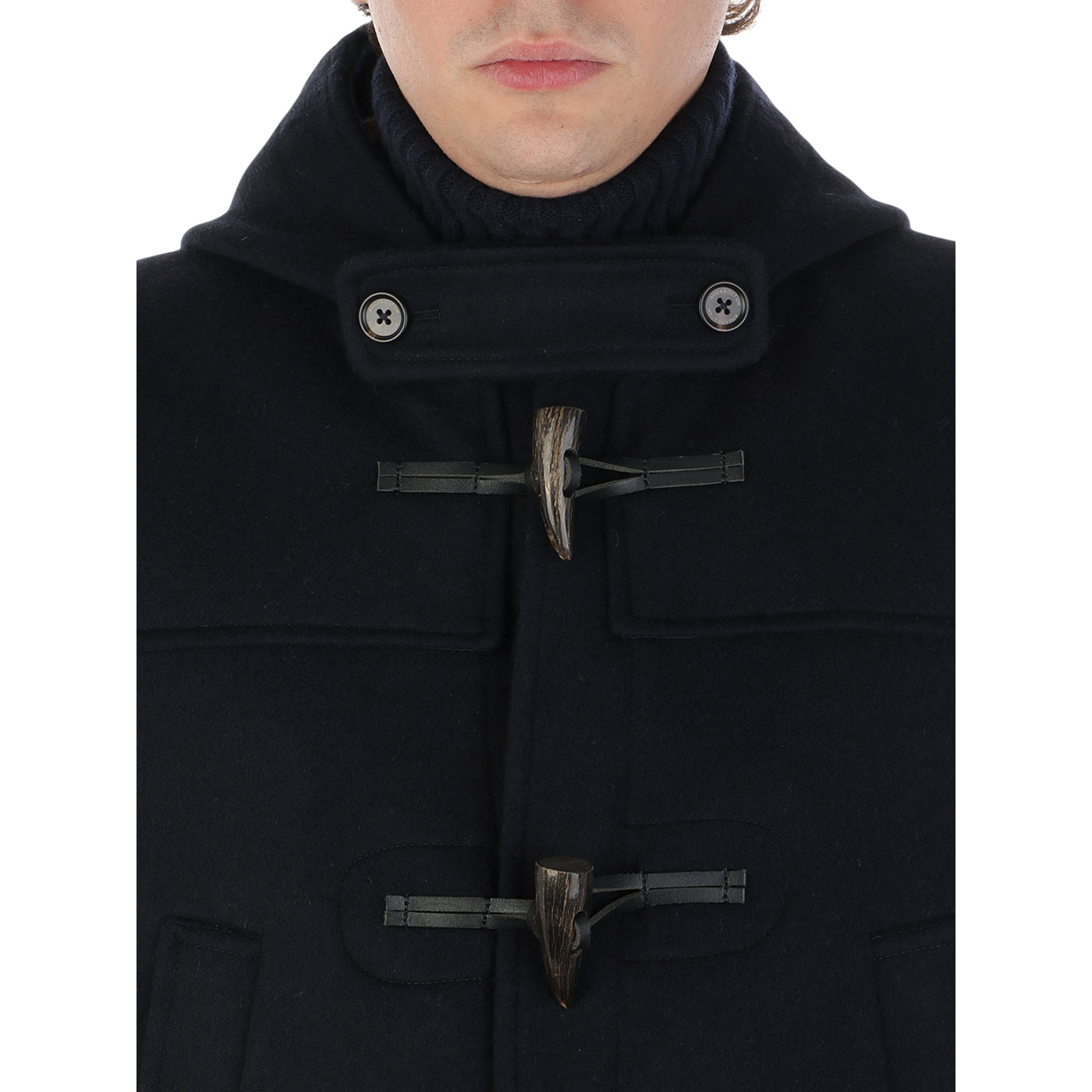 Giubbotto Uomo con chiusura con alamari dettaglio