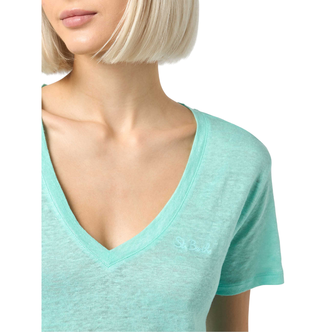 T-shirt Donna Eloise con scollo a V Verde acqua dettaglio modella