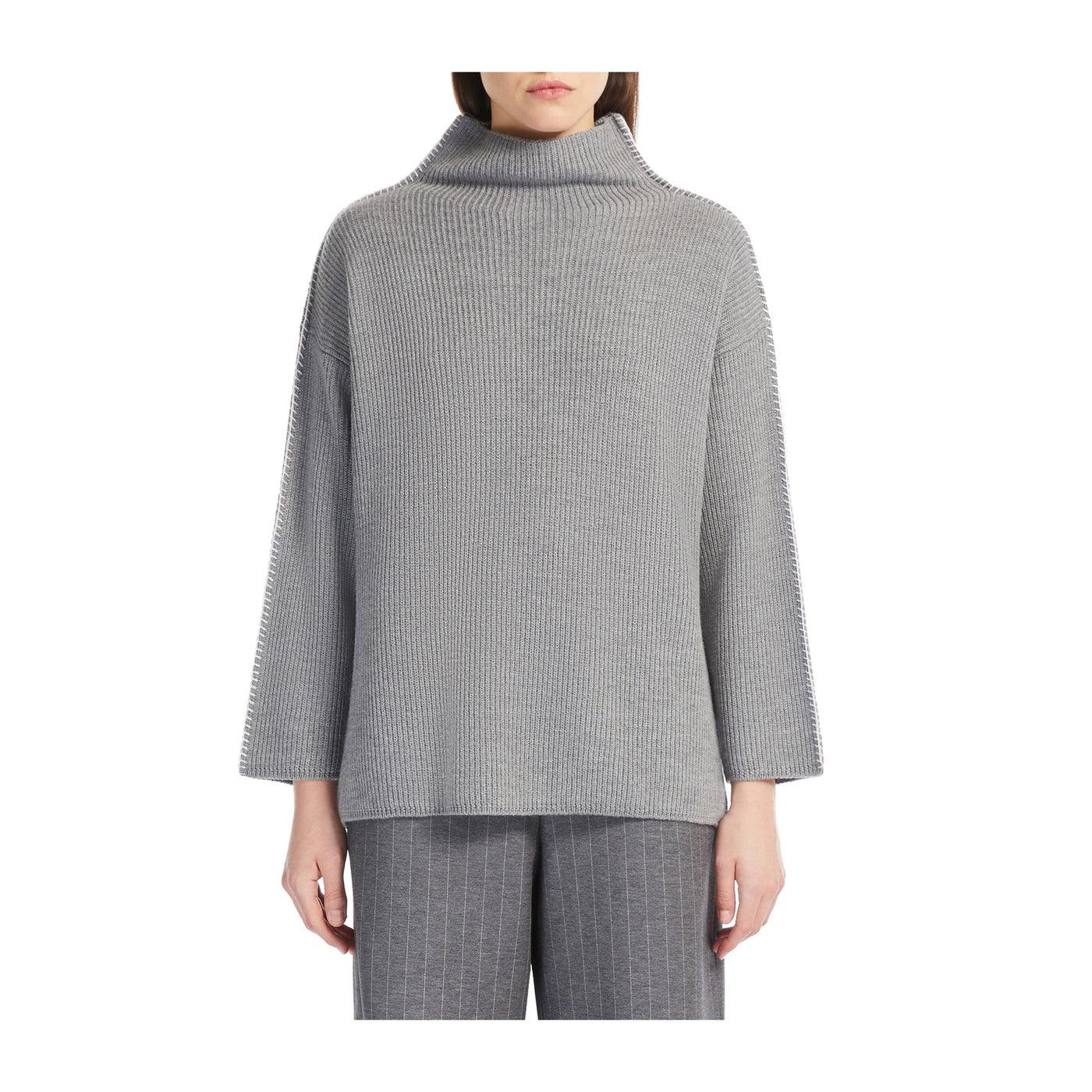 Maglia Donna Boxy in lana Grigio  modella frontale