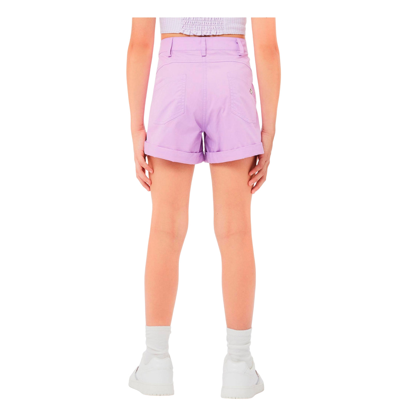 Acquista subito gli Short da Bambina, realizzati in cotone, strass applicati sul davanti, passanti in vita, chiusura con bottone logato e zip nascosta, firmati Liu-Jo su Old England: vieni a scoprire tutta la collezione sul nostro sito.  