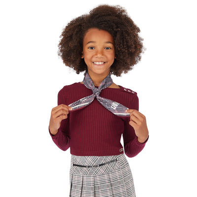 Maglia Bambina a coste bordeaux con foulard su modella