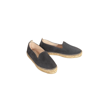 Acquista subito le Espadrillas in pelle scamosciata, suola in juta naturale  e un sottile strato di gomma, firmate Manebì, su Old England: vieni a scoprire tutta la collezione sul nostro sito