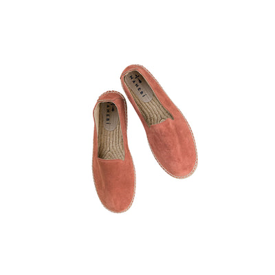 Acquista subito le Espadrillas Uomo, in pelle scamosciata e suola in juta naturale firmate Manebì su Old England: vieni a scoprire tutta la collezione sul nostro sito