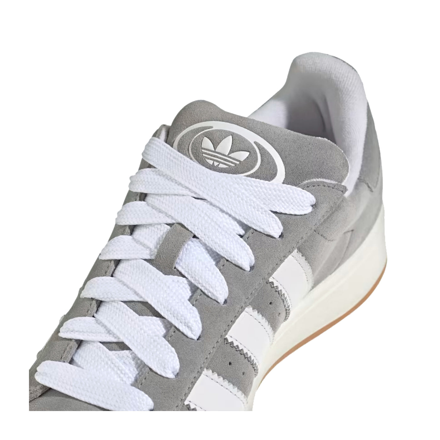 Dettaglio ravvicinato lacci Sneakers Campus grigie