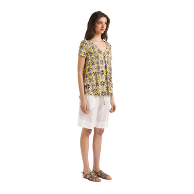 T-shirt Donna con fantasia Caleido Flower modella frontale