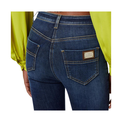 Dettaglio retro Jeans modello a cinque tasche skinny con lavaggio scuro