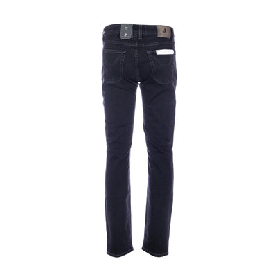 Men's jeans with back patch pockets