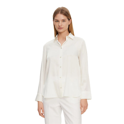Acquista subito la Camicia Donna di seta a maniche lunghe, chiusura con bottoni centrali e dettaglio sui polsi, firmata MaxMara su Old England: vieni a scoprire la tutta la collezione sul nostro sito.