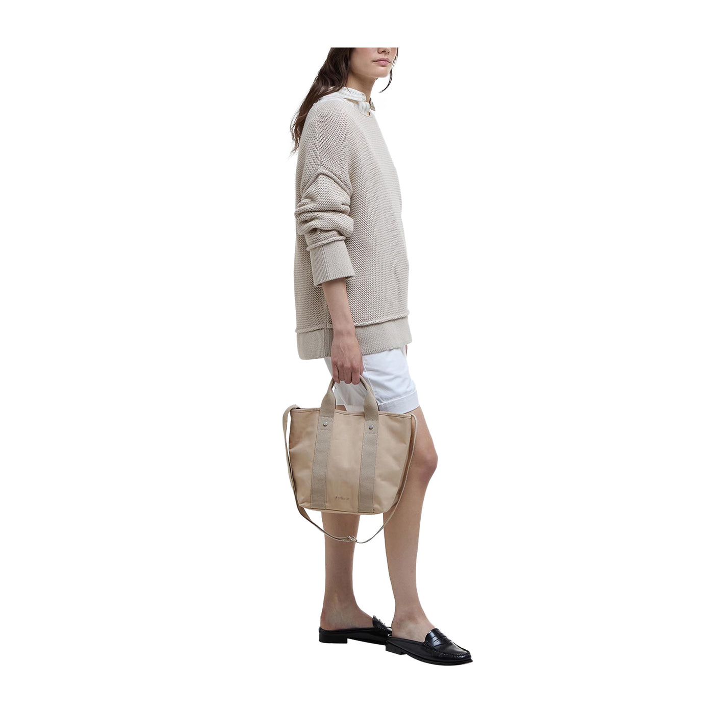 modella con Borsa Donna Olivia Mini Beige con manici intessuti