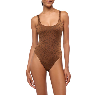 Costume intero Lora con decorazione leopardata con strass modella frontale