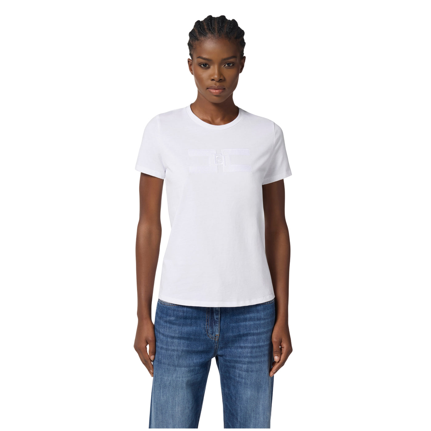 Acquista subito la T-shirt Donna, in puro cotone, maniche corte e dettaglio ricamato con logo, firmata Elisabetta Franchi su Old England: vieni a scoprire tutta la collezione sul nostro sito