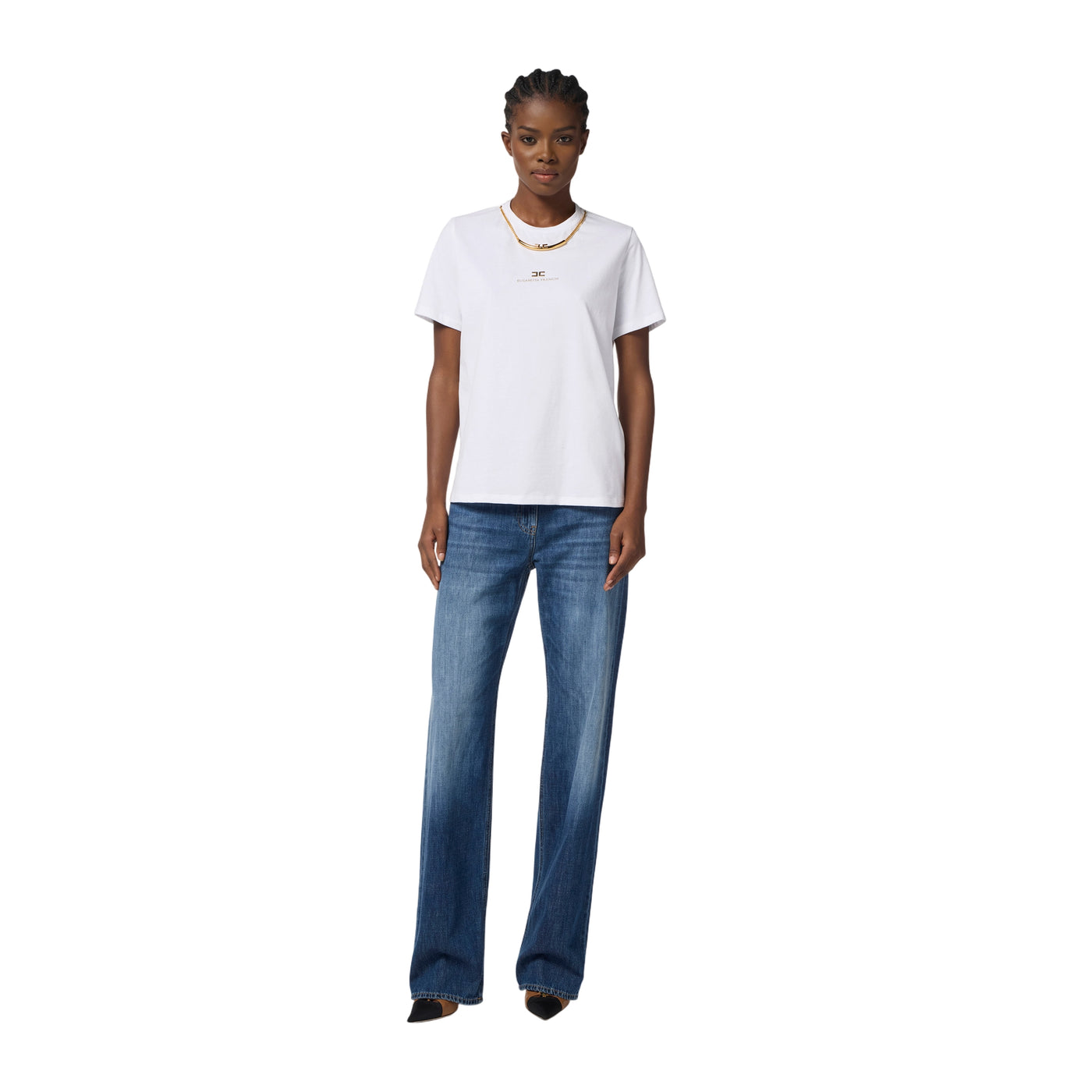 Acquista subito la T-shirt Donna, in jersey di cotone, a maniche corte e dettaglio con logo a rilievo firmata Elisabetta Franchi su Old England: vieni a scoprire tutta la collezione sul nostro sito 