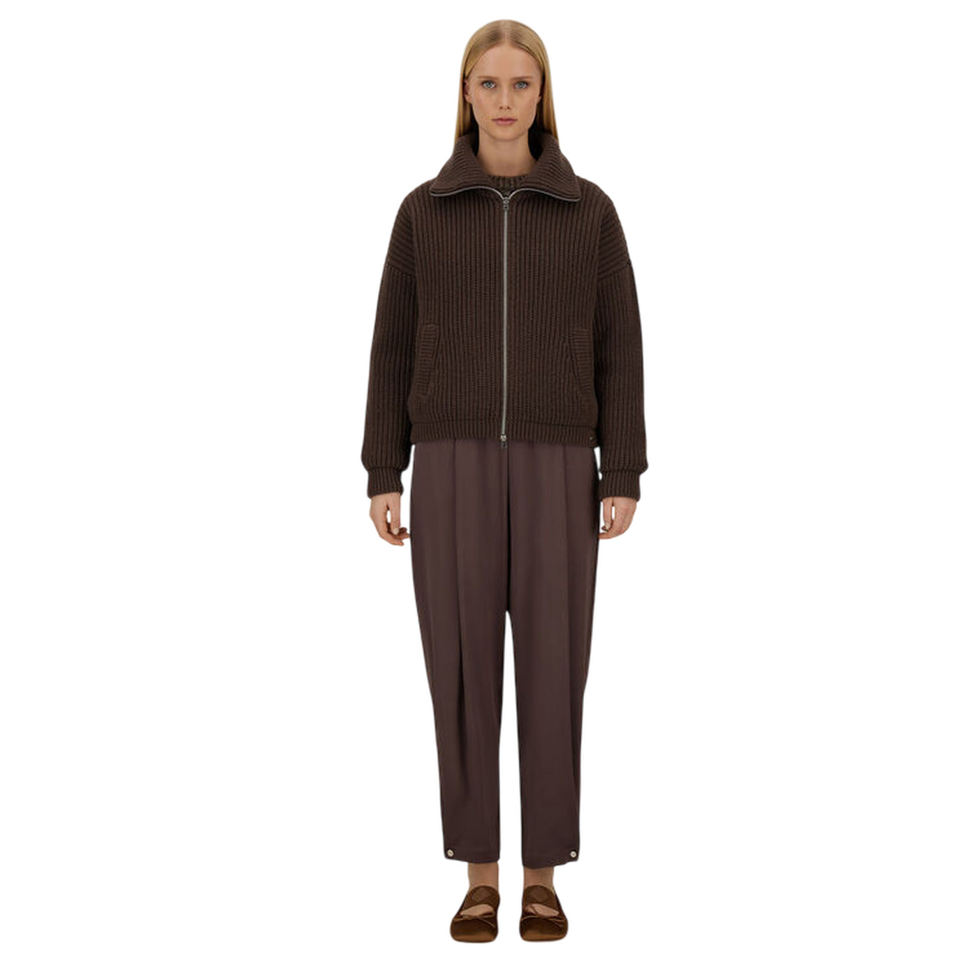 Cardigan Donna con zip Marrone modella frontale