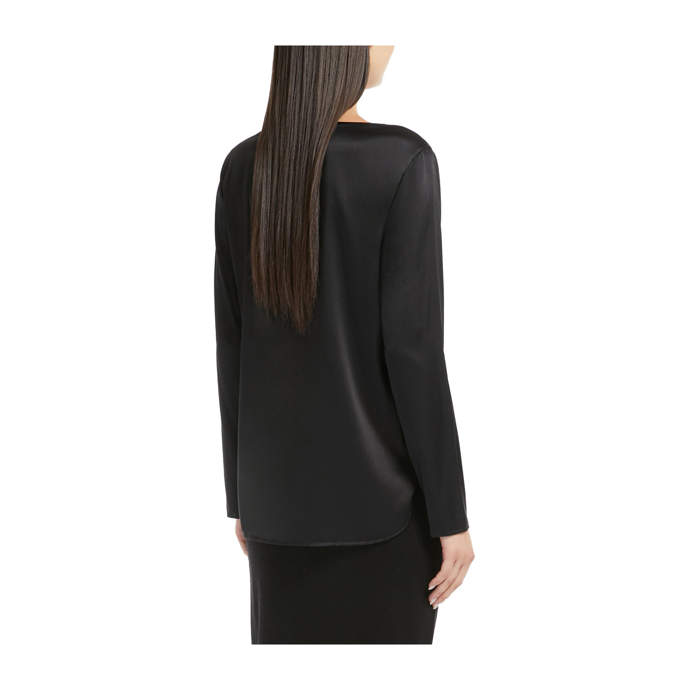 Blusa Donna in raso di seta Nero modella retro