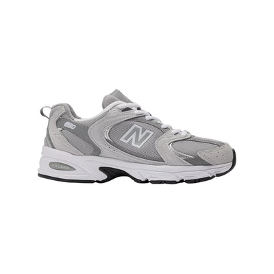 Sneakers Unisex modello 530 Grigio dettagli scamosciati 