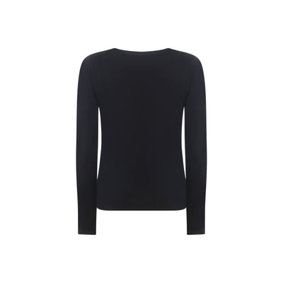 Women's sweater with straight line