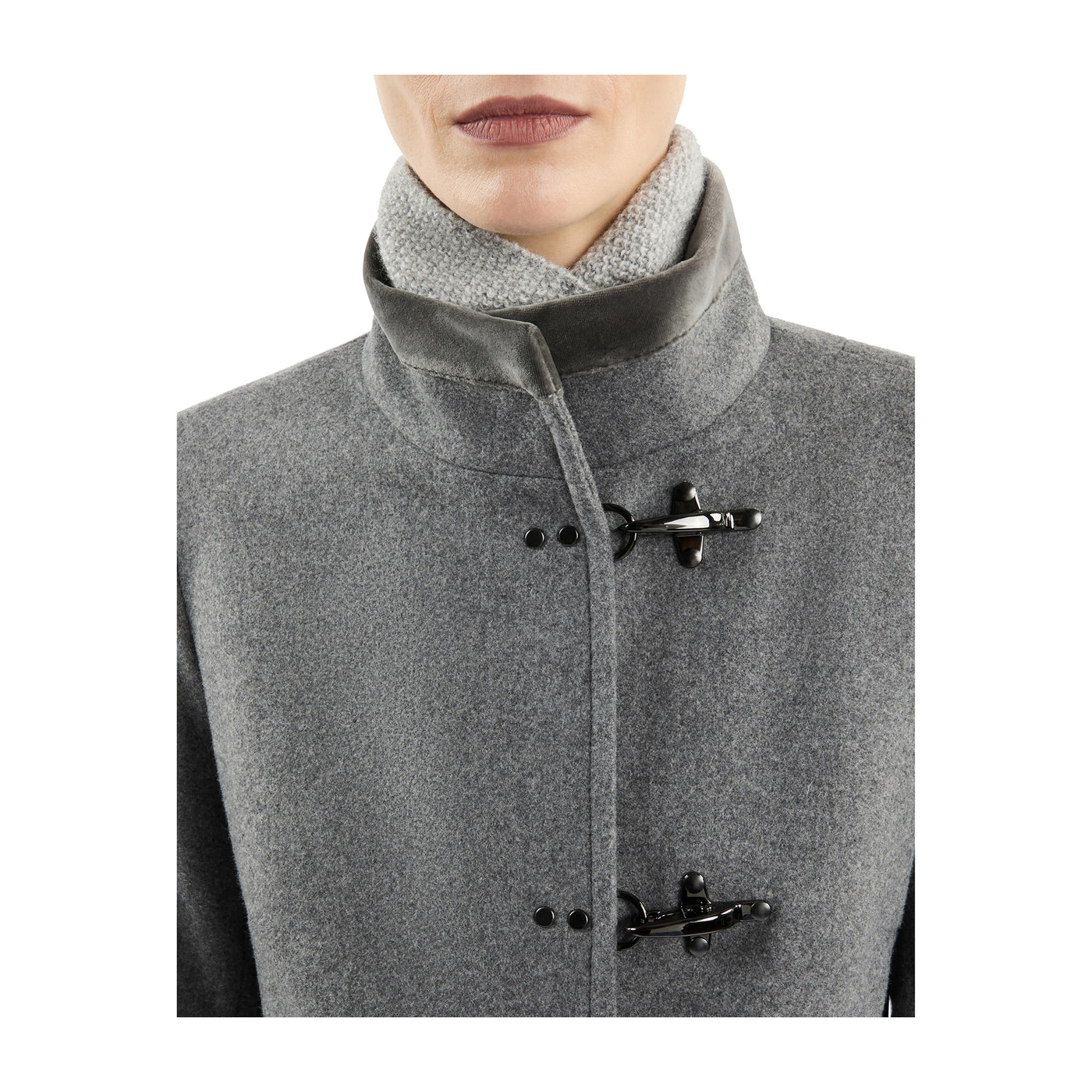 Cappotto Donna Grigio, con alamari e ampio scollo alto